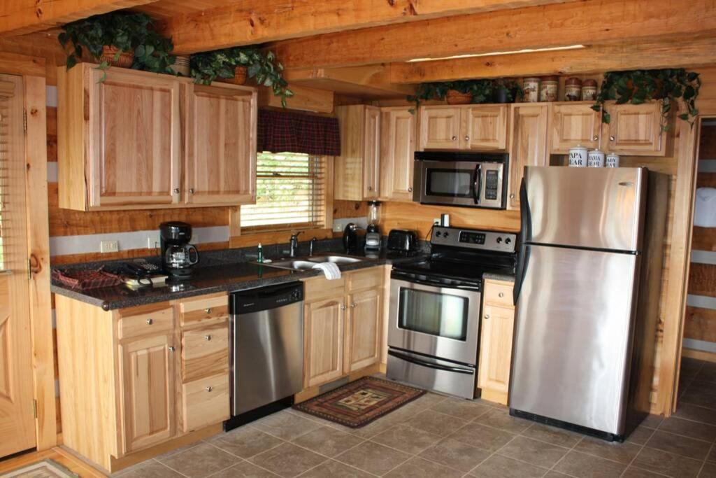 View! Private! Hot Tub,Pool Table,Fireplace,Relax! Sevierville Exterior foto